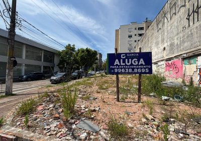 Terreno com 359m² no bairro Passo da Areia em Porto Alegre