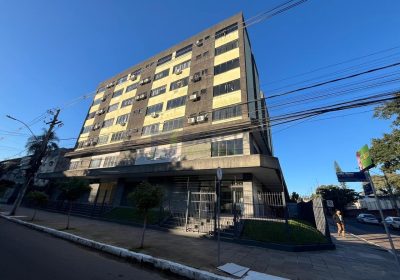 Sala Comercial com 30m² no bairro Cristo Redentor em Porto Alegre