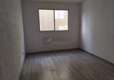 Apartamento com 42m², 2 dormitórios, 1 vaga no bairro Jardim Leopoldina em Porto Alegre