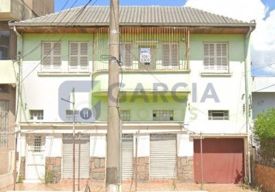 Prédio com 363m², 1 dormitório, 2 vagas no bairro São João em Porto Alegre