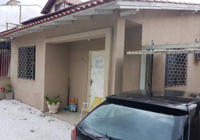 Casa com 198m², 3 dormitórios, 1 suíte, 5 vagas no bairro Sarandi em Porto Alegre