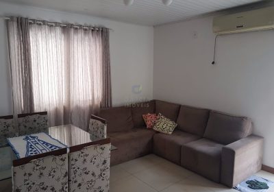 Casa com 198m², 3 dormitórios, 1 suíte, 5 vagas no bairro Sarandi em Porto Alegre