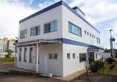 Prédio com 515m² no bairro Parque Santa Fé em Porto Alegre