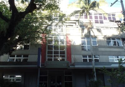 Sala Comercial com 40m² no bairro Navegantes em Porto Alegre