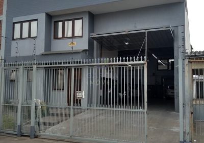 Depósito com 200m², 2 vagas no bairro Vila Leão em Porto Alegre