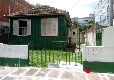 Terreno com 393m² no bairro Sarandi em Porto Alegre