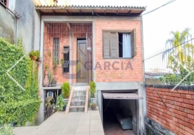 Casa com 100m², 2 dormitórios, 1 vaga no bairro Vila Ipiranga em Porto Alegre