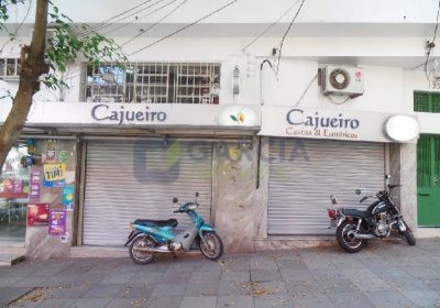 Loja com 49m², 1 vaga no bairro Petrópolis em Porto Alegre