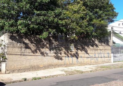 Terreno com 375m² no bairro Passo da Mangueira em Porto Alegre
