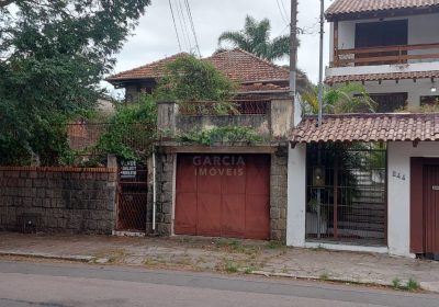 Terreno com 300m² no bairro Passo da Areia em Porto Alegre