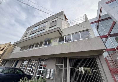 Apartamento com 58m², 2 dormitórios, 1 vaga no bairro São Sebastião em Porto Alegre