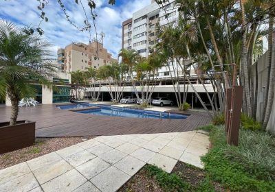 Apartamento com 94m², 3 dormitórios, 1 suíte, 3 vagas no bairro Cristo Redentor em Porto Alegre