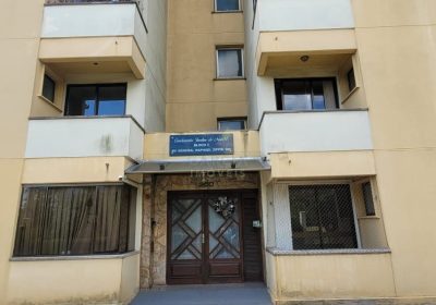 Apartamento com 52m², 2 dormitórios, 1 vaga no bairro Sarandi em Porto Alegre
