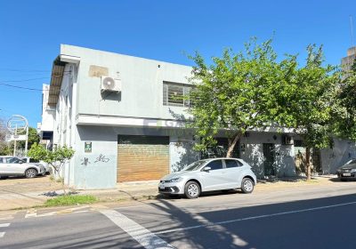 Sala Comercial com 78m² no bairro Navegantes em Porto Alegre