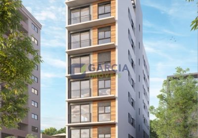Apartamento com 81m², 2 dormitórios, 1 suíte, 2 vagas no bairro Petrópolis em Porto Alegre