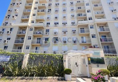 Apartamento com 52m², 2 dormitórios, 1 suíte, 1 vaga no bairro São Sebastião em Porto Alegre