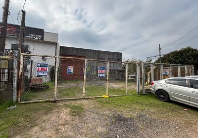 Depósito com 550m² no bairro Sarandi em Porto Alegre