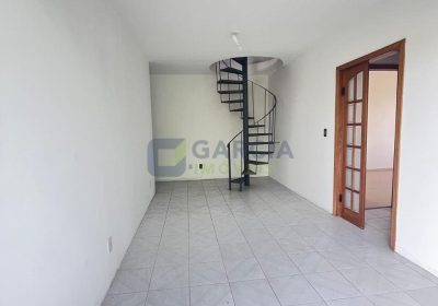 Cobertura com 125m², 2 dormitórios, 1 vaga no bairro Cristo Redentor em Porto Alegre