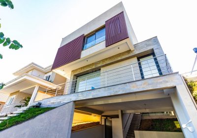 Casa em Condomínio com 327m², 3 dormitórios, 3 suítes, 3 vagas no bairro Condomínio Buena Vista em Viamão