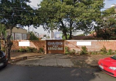 Terreno com 931m² no bairro Cristo Redentor em Porto Alegre