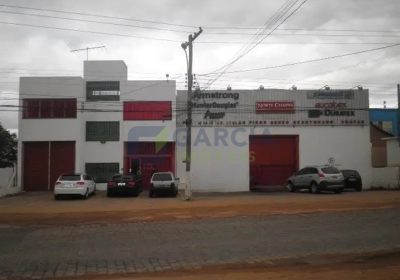 Prédio com 2.000m², 3 vagas no bairro Alto Petrópolis em Porto Alegre