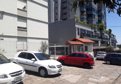 Apartamento com 63m², 3 dormitórios, 1 vaga no bairro Jardim Ipiranga em Porto Alegre