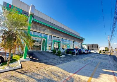 Loja com 1.014m² no bairro Jardim São Pedro em Porto Alegre