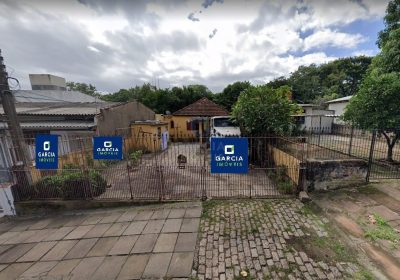 Casa com 80m², 3 dormitórios, 1 suíte, 2 vagas no bairro Jardim Itu Sabará em Porto Alegre