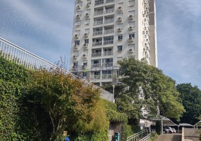 Apartamento com 59m², 2 dormitórios, 1 suíte, 1 vaga no bairro Cristo Redentor em Porto Alegre