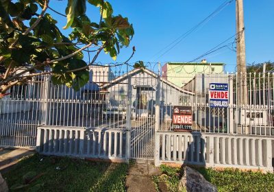 Casa com 200m², 2 dormitórios, 2 vagas no bairro Sarandi em Porto Alegre