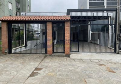 Prédio com 450m² no bairro Vila Jardim em Porto Alegre
