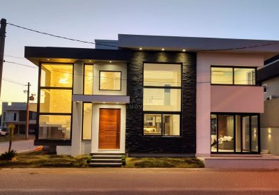 Casa em Condomínio com 100m², 2 dormitórios, 2 suítes, 2 vagas no bairro Fátima em Canoas