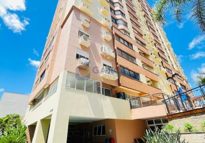 Apartamento com 95m², 3 dormitórios, 1 suíte, 1 vaga no bairro Vila Ipiranga em Porto Alegre
