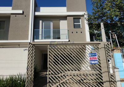 Casa com 180m², 3 dormitórios, 3 suítes no bairro Jardim Itu em Porto Alegre