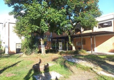 Depósito com 1.550m² no bairro Anchieta em Porto Alegre