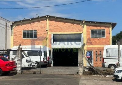 Depósito com 257m² no bairro Sarandi em Porto Alegre