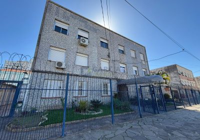 Apartamento com 70m², 3 dormitórios no bairro São Sebastião em Porto Alegre