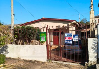 Casa com 107m², 3 dormitórios, 2 vagas no bairro Passo das Pedras em Porto Alegre