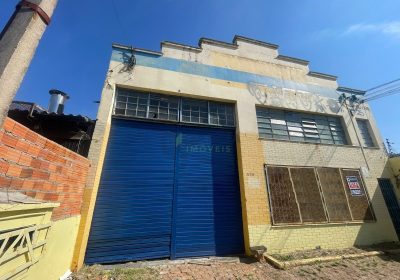 Depósito com 600m² no bairro Floresta em Porto Alegre