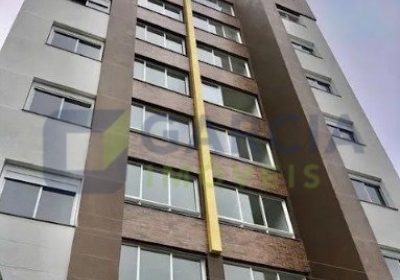Apartamento com 83m², 2 dormitórios, 2 suítes, 2 vagas no bairro São João em Porto Alegre