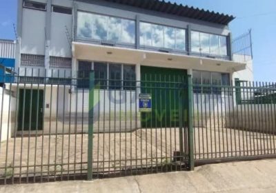 Prédio com 700m² no bairro São João em Porto Alegre