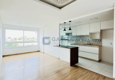 Apartamento com 66m², 2 dormitórios, 1 suíte, 1 vaga no bairro Jardim Lindóia em Porto Alegre