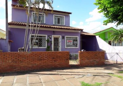 Casa com 117m², 3 dormitórios, 1 suíte, 2 vagas no bairro Sarandi em Porto Alegre