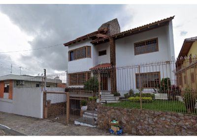 Terreno com 330m² no bairro Vila Ipiranga em Porto Alegre