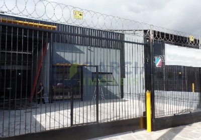 Depósito com 300m² no bairro Sarandi em Porto Alegre