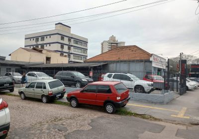 Terreno com 330m² no bairro Sarandi em Porto Alegre
