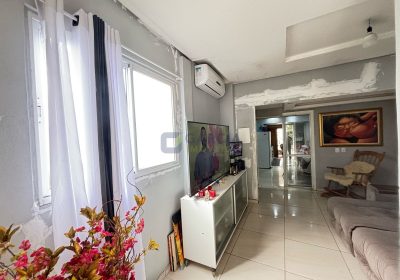 Apartamento com 60m², 2 dormitórios, 1 vaga no bairro Costa e Silva em Porto Alegre