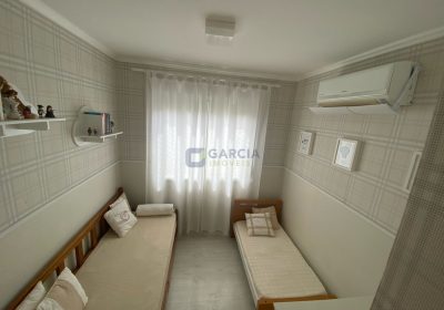 Apartamento com 82m², 3 dormitórios, 1 suíte, 1 vaga no bairro Jardim Lindóia em Porto Alegre