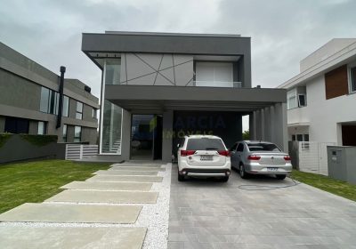 Casa em Condomínio com 309m², 3 dormitórios, 2 suítes, 4 vagas no bairro Alphaville em Porto Alegre