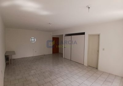 Sala Comercial com 40m² no bairro Cristo Redentor em Porto Alegre